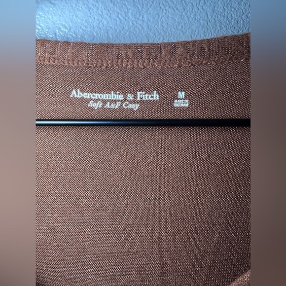 Abercrombie & Fitch Brown Long-Sleeve Cozy Henley Bodysuit Medium - Picture 3 of 5
